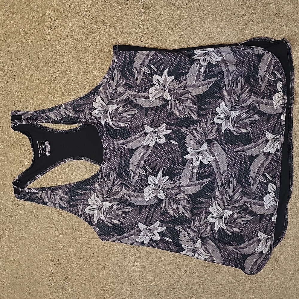 Tek Gear Black and Gray Floral Active Tank Top